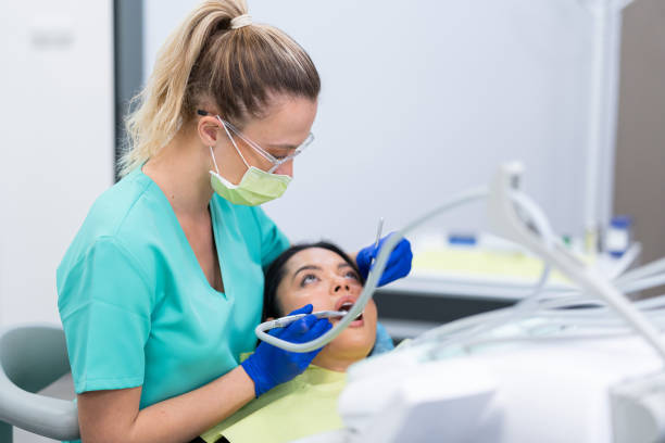 Best Emergency Gum Treatment in Thomasboro, IL